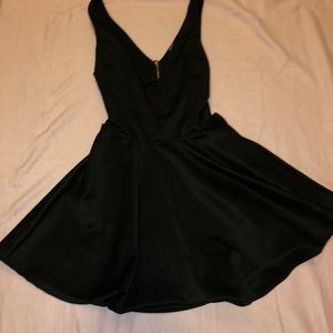 black sleeveless mini dress